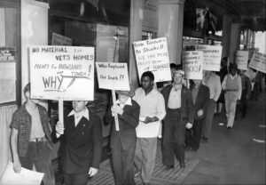 WWII vets protest lack of housing